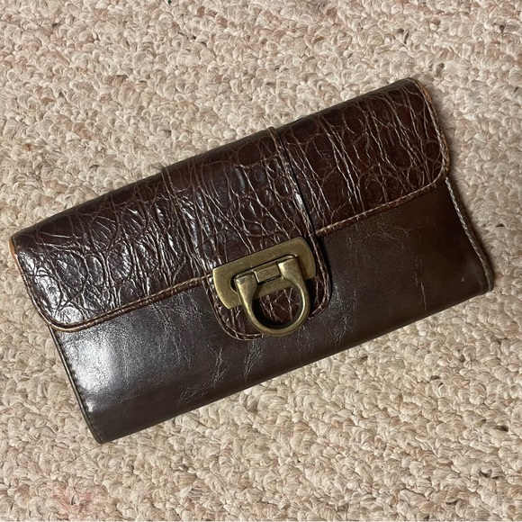 Women’s Brown Textured Wallet - Picture 1 of 5